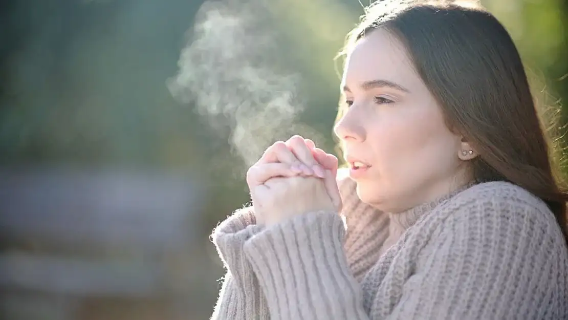 Sürekli üşüme neden oluyor? 6 ciddi sağlık sorunu ipuçları verebilir!