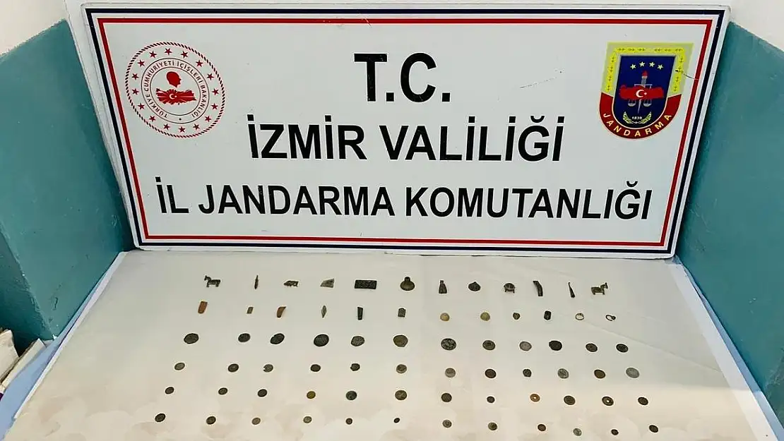 Tarihi eser kaçakçısı kıskıvrak yakalandı