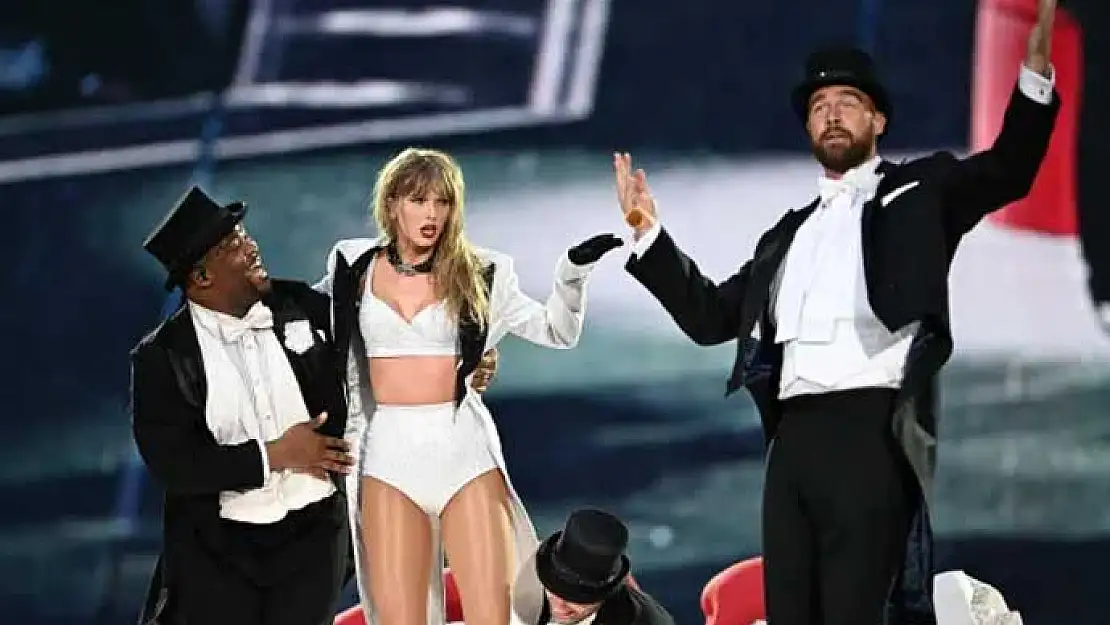 Taylor Swift’ten hayaranlarına sürpriz