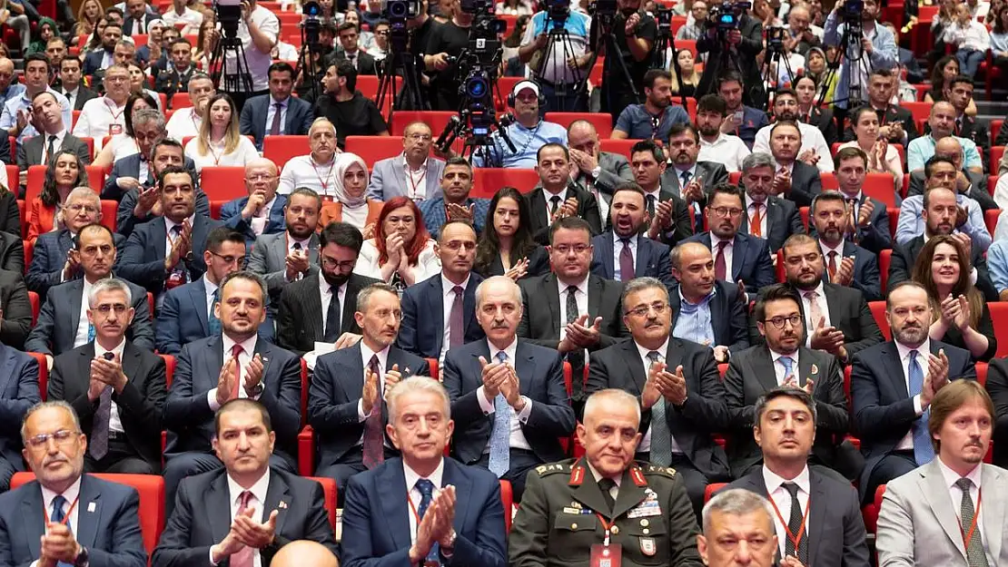 TBMM Başkanı Kurtulmuş: Demokrasi olmazsa siyasi iradenin gerçekleşmesi mümkün olmaz