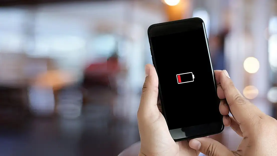 Telefonunuzun ömrünü bitiren gizli tehlike: '35 Derece Kuralı'na mutlaka dikkat!