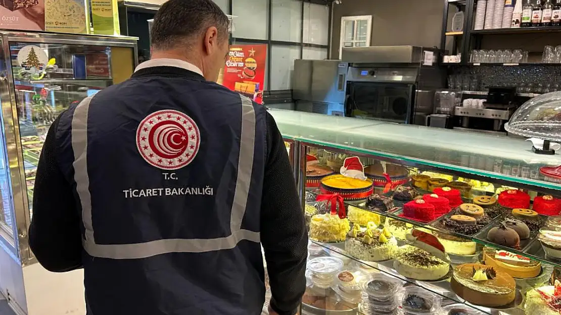 Ticaret Bakanlığından sıkı denetim: İzmir'de market ve pastaneler mercek altında