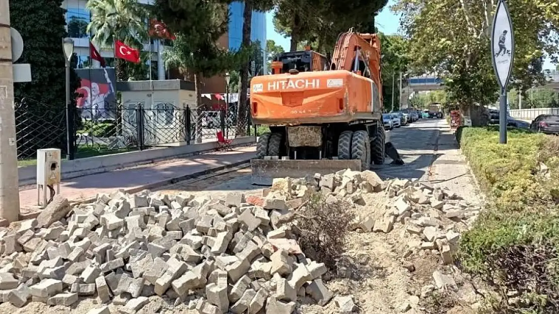 Torbalı Belediyesi sokak ve caddeleri yeniliyor