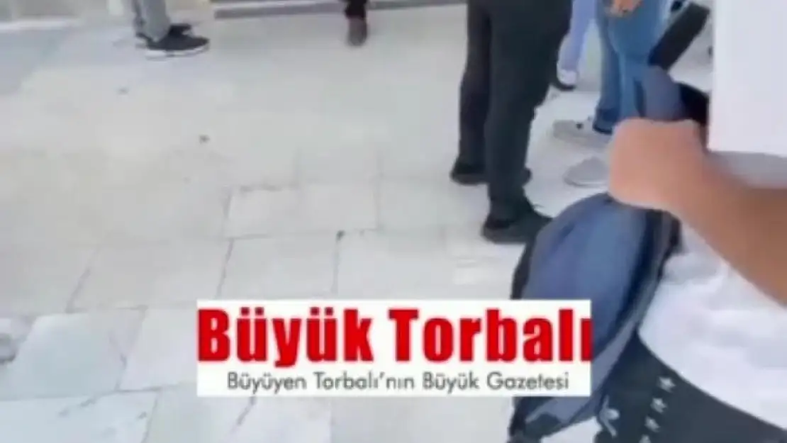 Torbalı’da Cemaat Camiyi Terk Etti