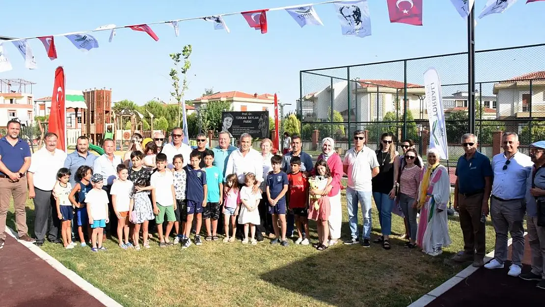 Torbalı’da Türkan Saylan Parkı açıldı