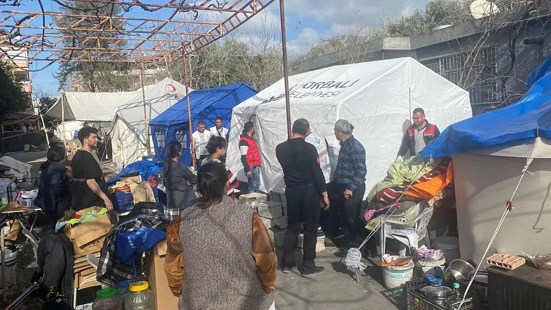 Torbalı'dan Osmaniye'ye 100 termal çadır