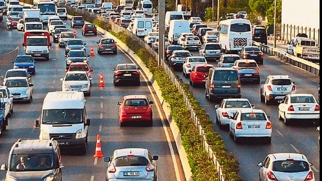 Trafiğe çıkan binlerce Ankaralıya duyuru yapıldı:Bugün bu yollar kapatıldı, ne zaman açılacak?