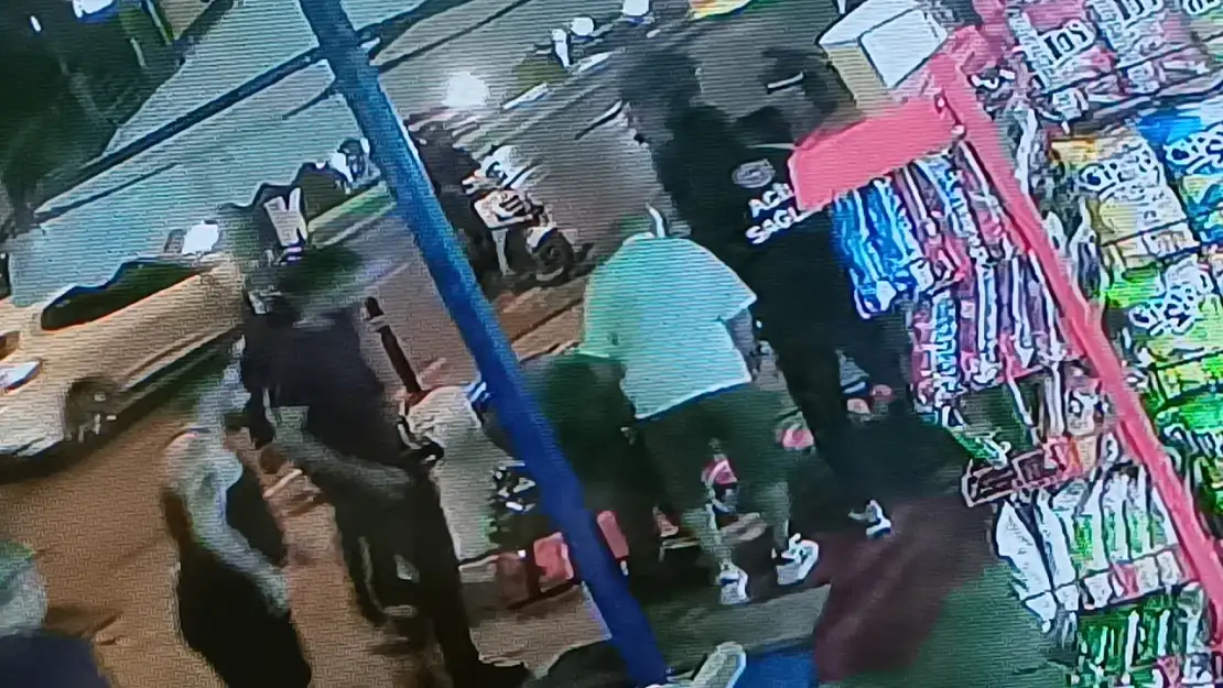 Trafik kavgası kanlı bitti: Yumruk attı, kalp masajı yaptı