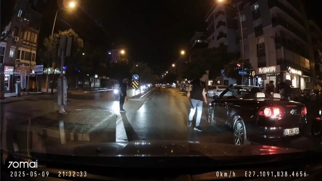Trafikte korku dolu dakikalar: Polis anında harekete geçti!