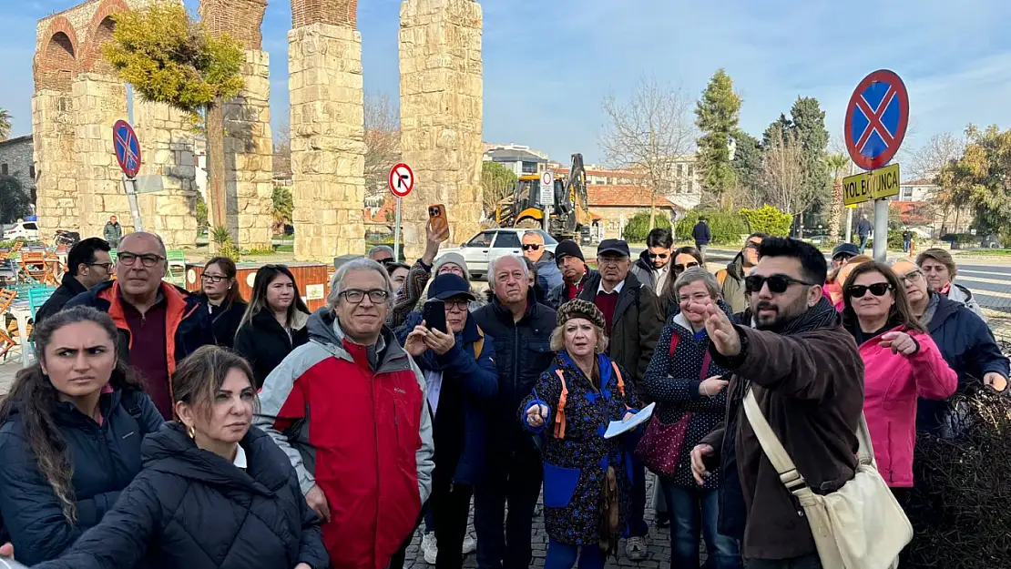 Turizm rehberleri'nin Efes Selçuk turu