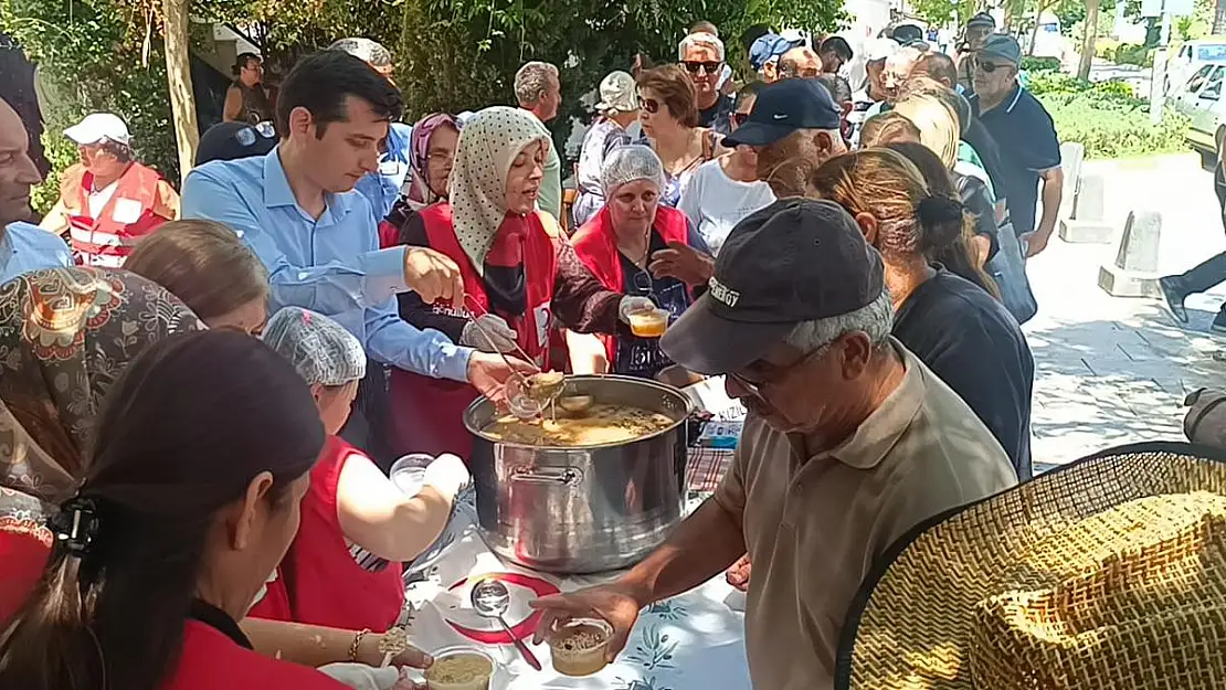 Türk Kızılayı’ndan Urla’da aşure etkinliği