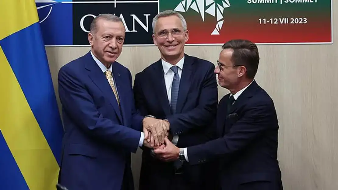 Türkiye’den İsveç’in NATO üyeliğine yeşil ışık