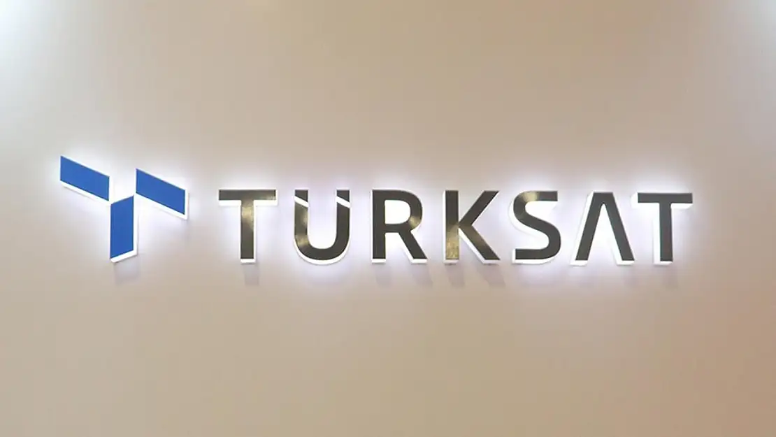 Türksat'tan internet devrimi: 2 Milyon haneye 1000 Mbps fiber internet geliyor!