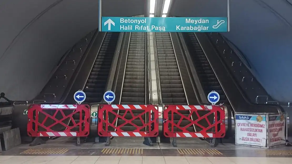 Üçyol Metro'da acı tekerrür… Yürüyen merdiven çöktü