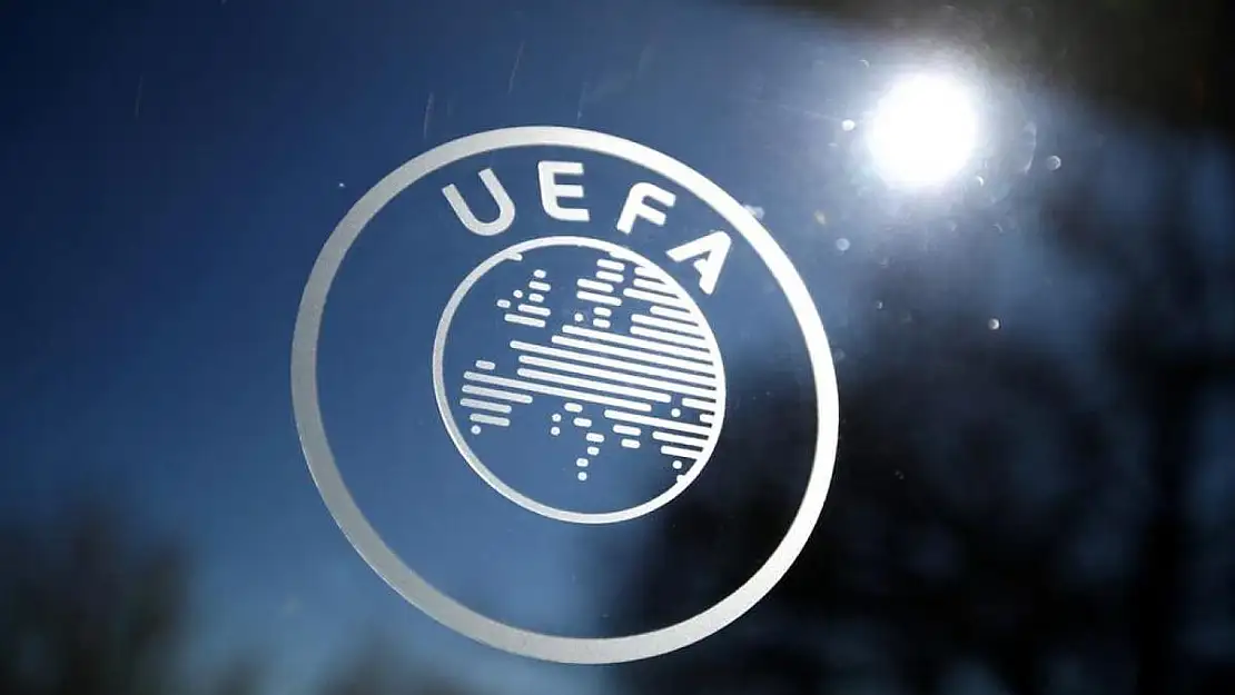 UEFA’dan o isme ceza!