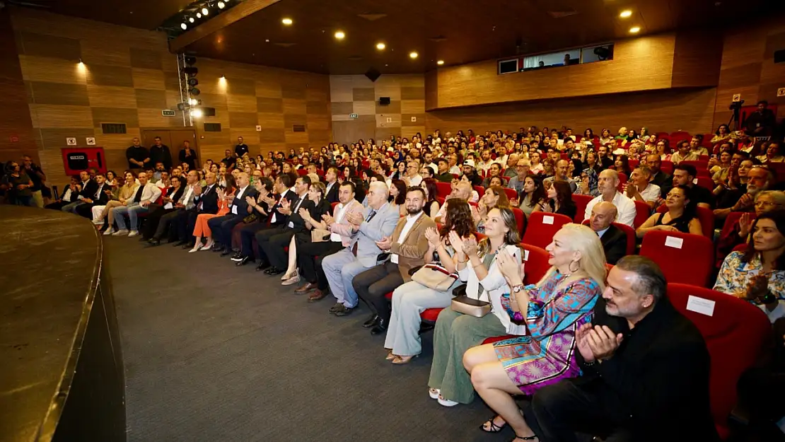 Uğur Mumcu'nun adını tiyatro sahnesinde yaşatacaklar