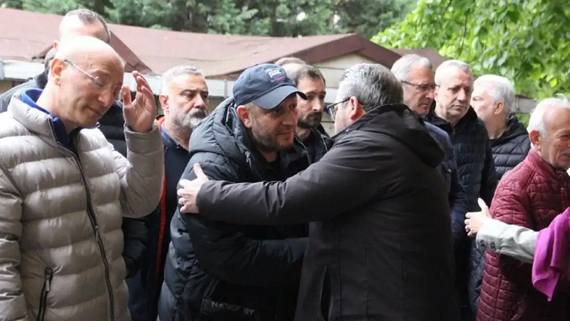 Ünlü oyuncu Serkan Keskin'in acı günü