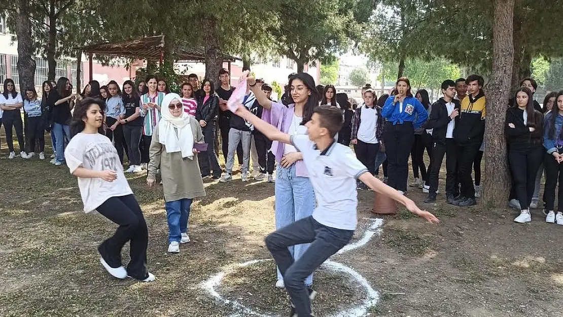 Unutulmuş çocuk oyunları  Ödemiş’te yeniden hayat buldu