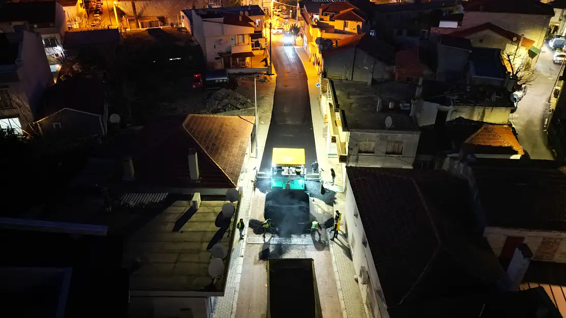 Urla'da asfalt ve parke atağı | Yollar modernleşiyor