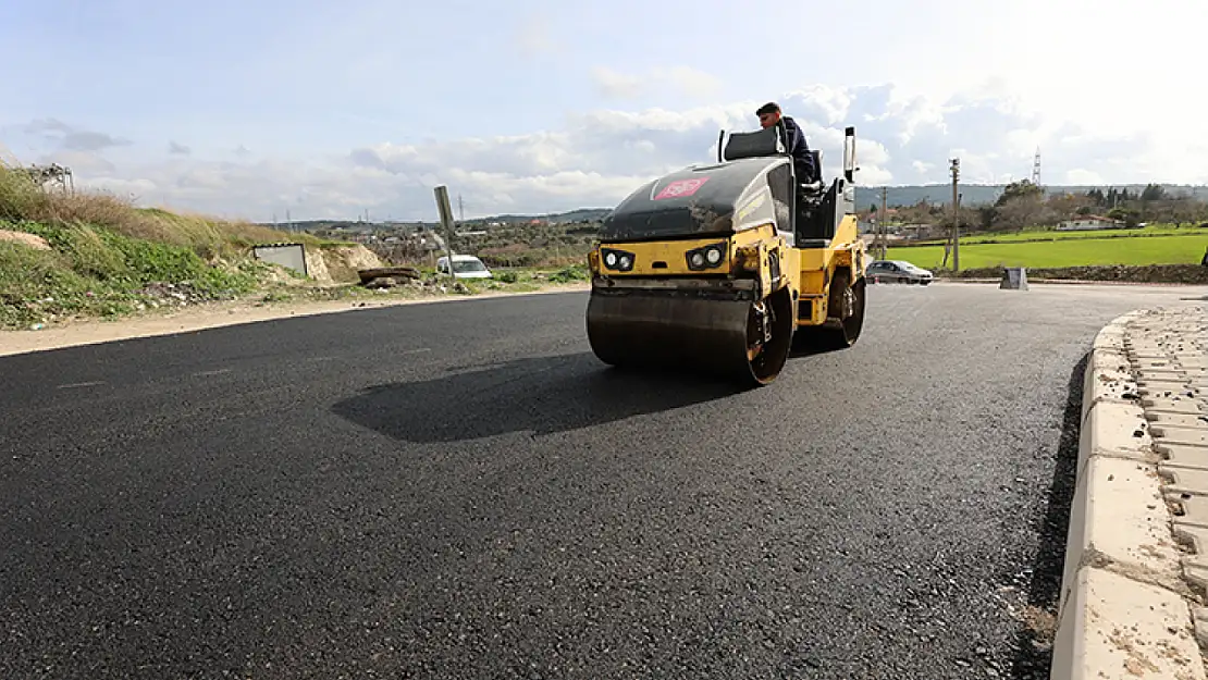 Urla'da üst kaplama çalışması başladı