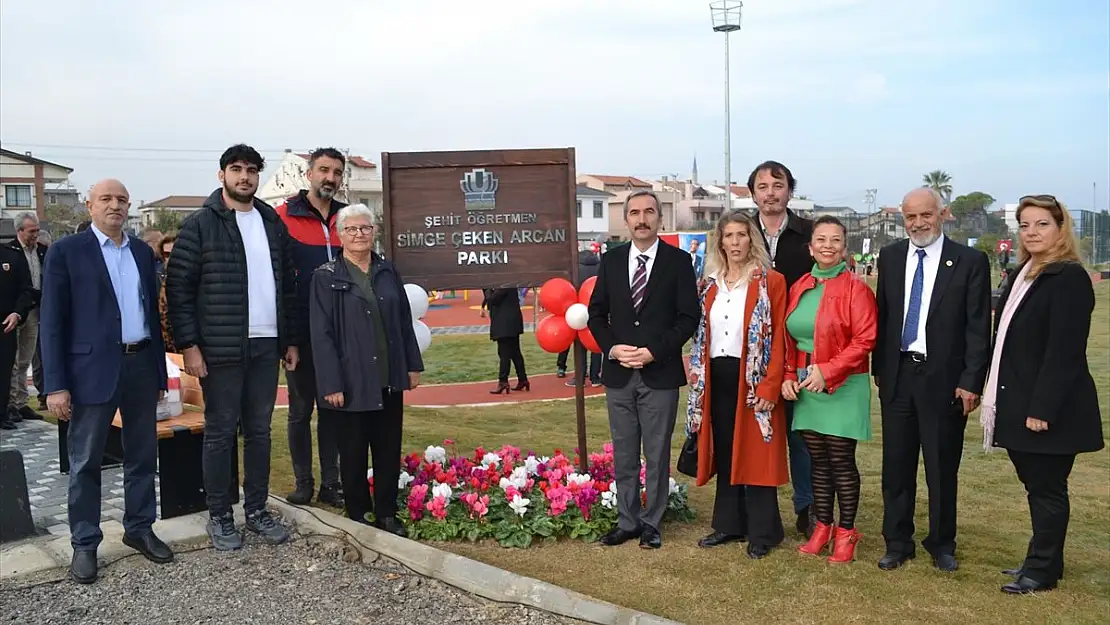 Urla’da Şehit Öğretmen Simge Çeken Arcan Parkı açıldı