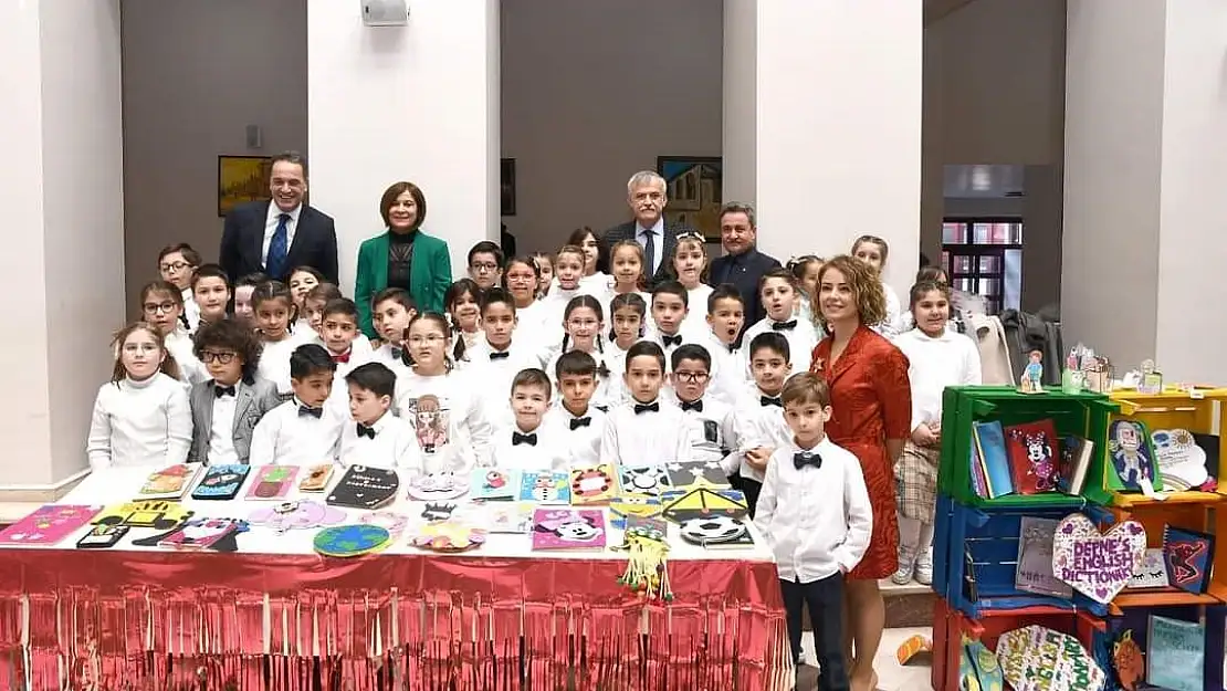 Uşaklı Öğrencilerin projesi ödül aldı