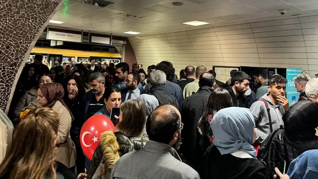 Üsküdar-Samandıra Metrosu’ndaki arıza devam ediyor