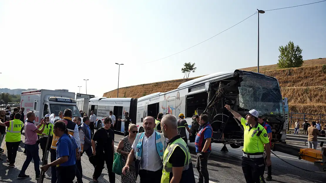 Valilikten metrobüs kazası açıklaması: 1 ölü, 38 yaralı