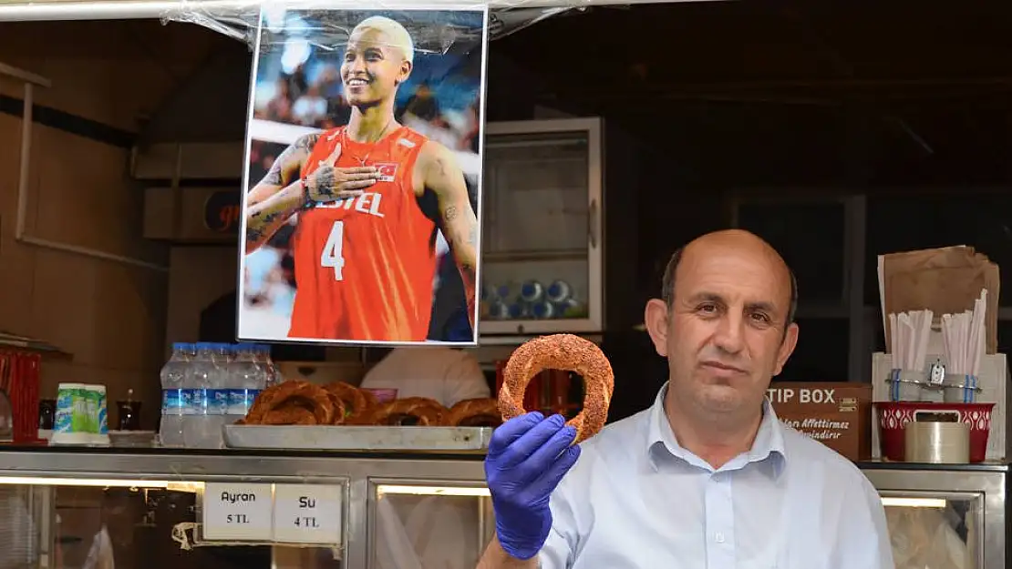 Vargas’a nazar değmesin diye simit dağıttı