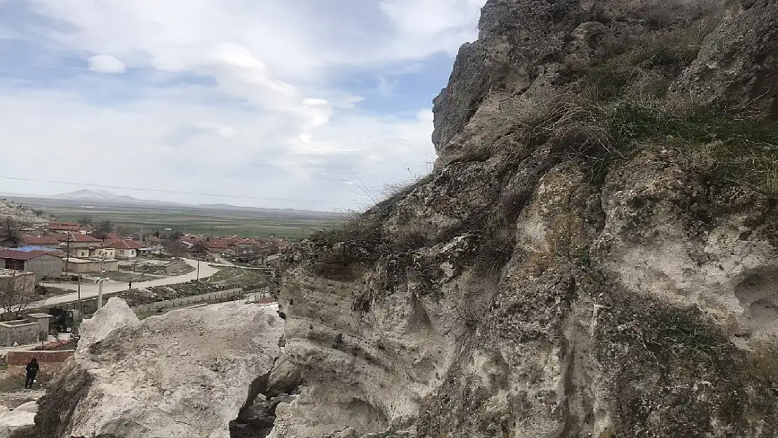 Vatandaşlar yetkililerden yardım bekliyor!