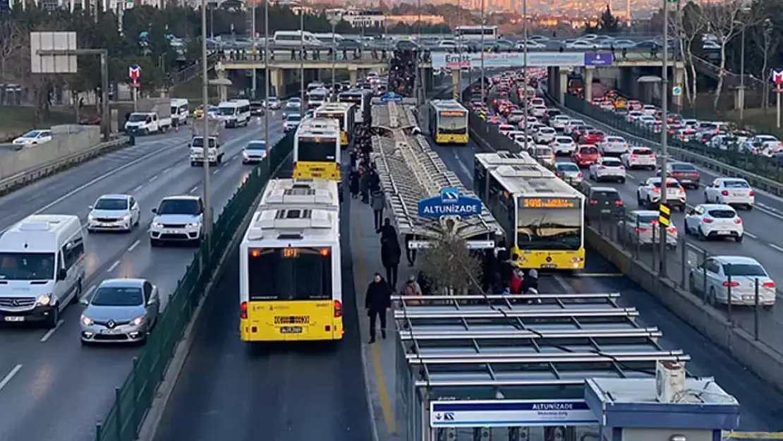 Yarın kapatılacak: Metrobüs istasyonu duyurusu, İstanbullular hemen baksın