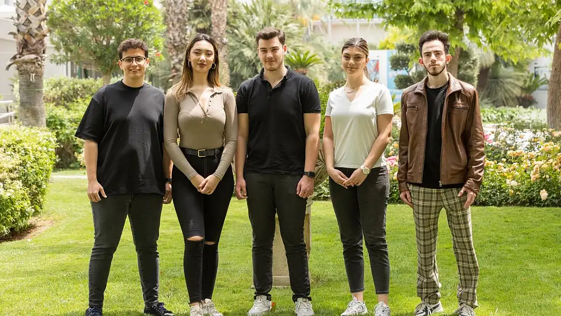 Yaşar Üniversitesi öğrencilerine tasarım ödülü