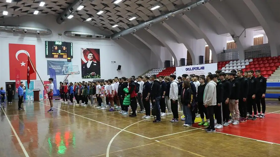 Aydın’da Okul Sporları Basketbol Yarı Final Müsabakalarına yoğun ilgi