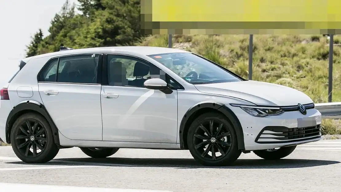 Yeni Volkswagen T-Roc, kamuflajlı haliyle görüntülendi!
