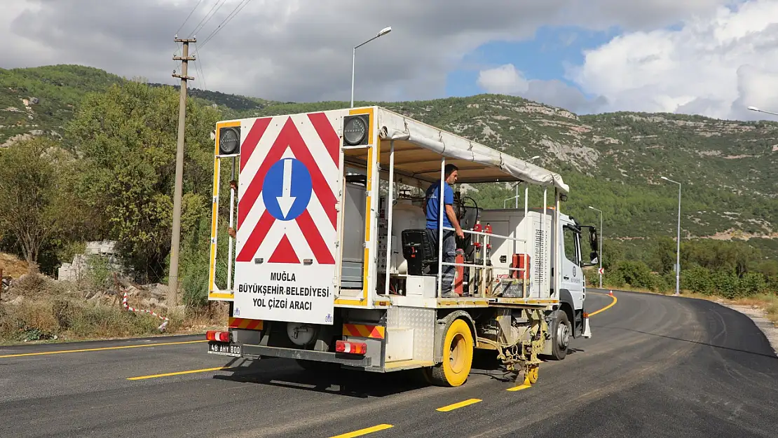 Yollara 10 bin 109 km çizgi çalışması yaptı