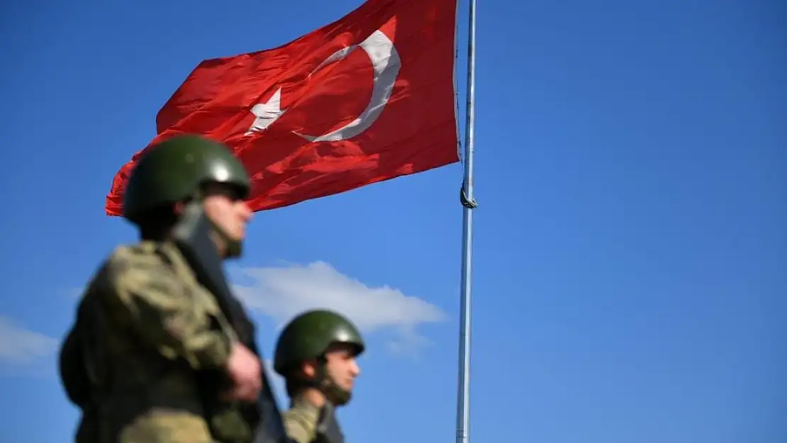 Yunanistan Türkiye'ye terörist göndermeye çalıştı!