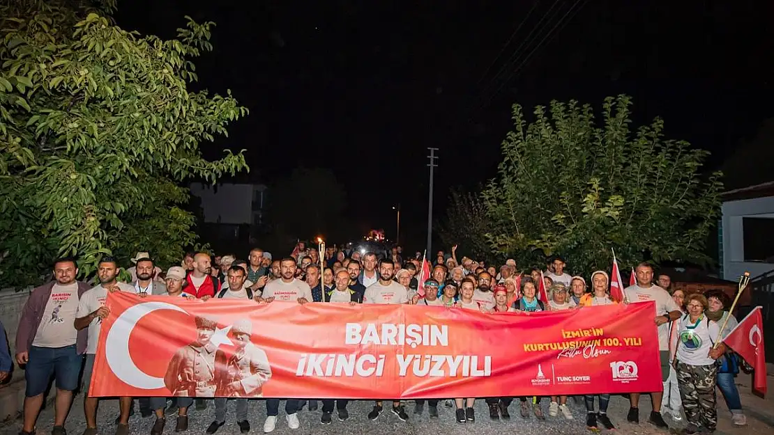 Zafer ve Anma Yürüyüşü başladı