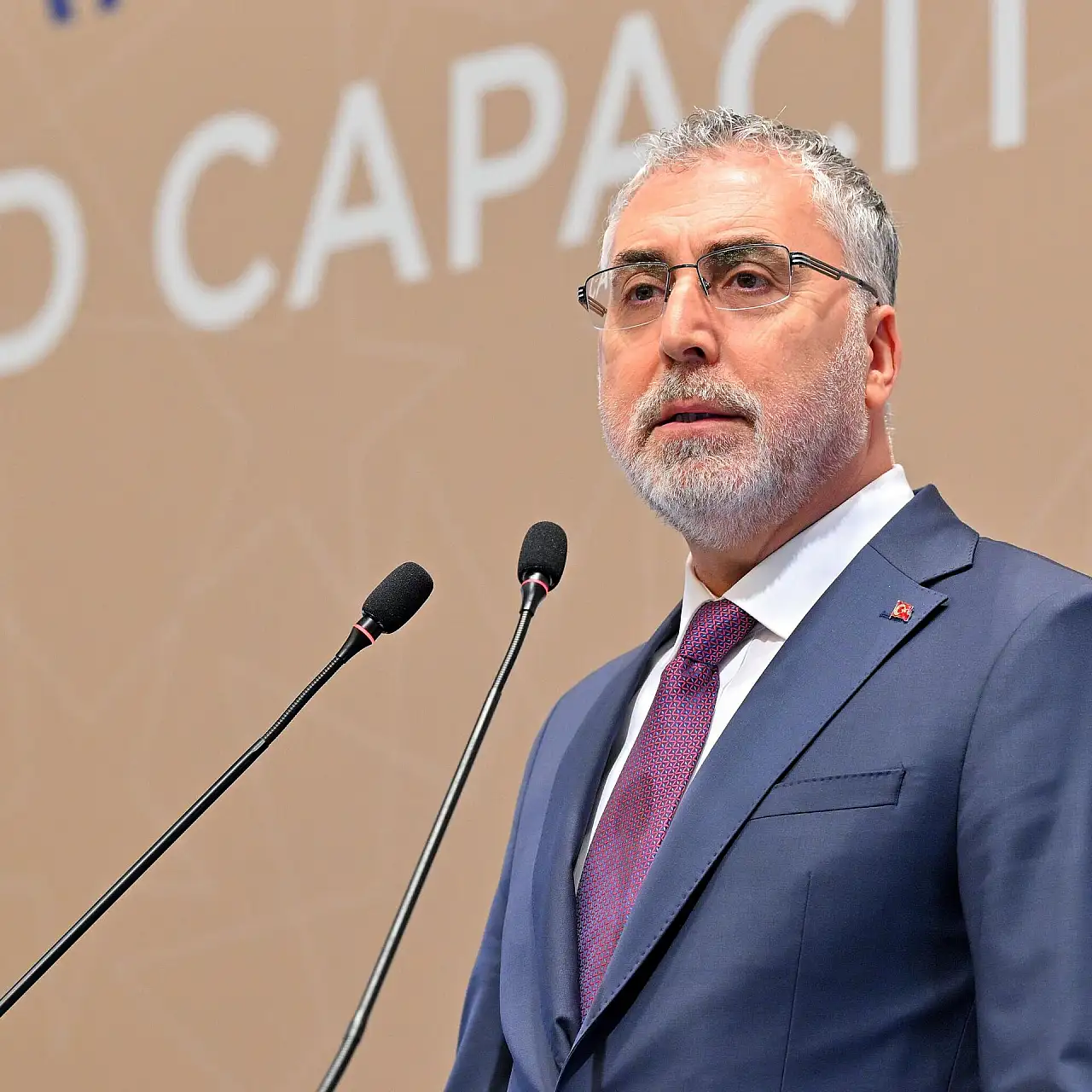 Bakan Işıkhan, İzmir Büyükşehir Belediyesi'nin SGK borcunu açıkladı