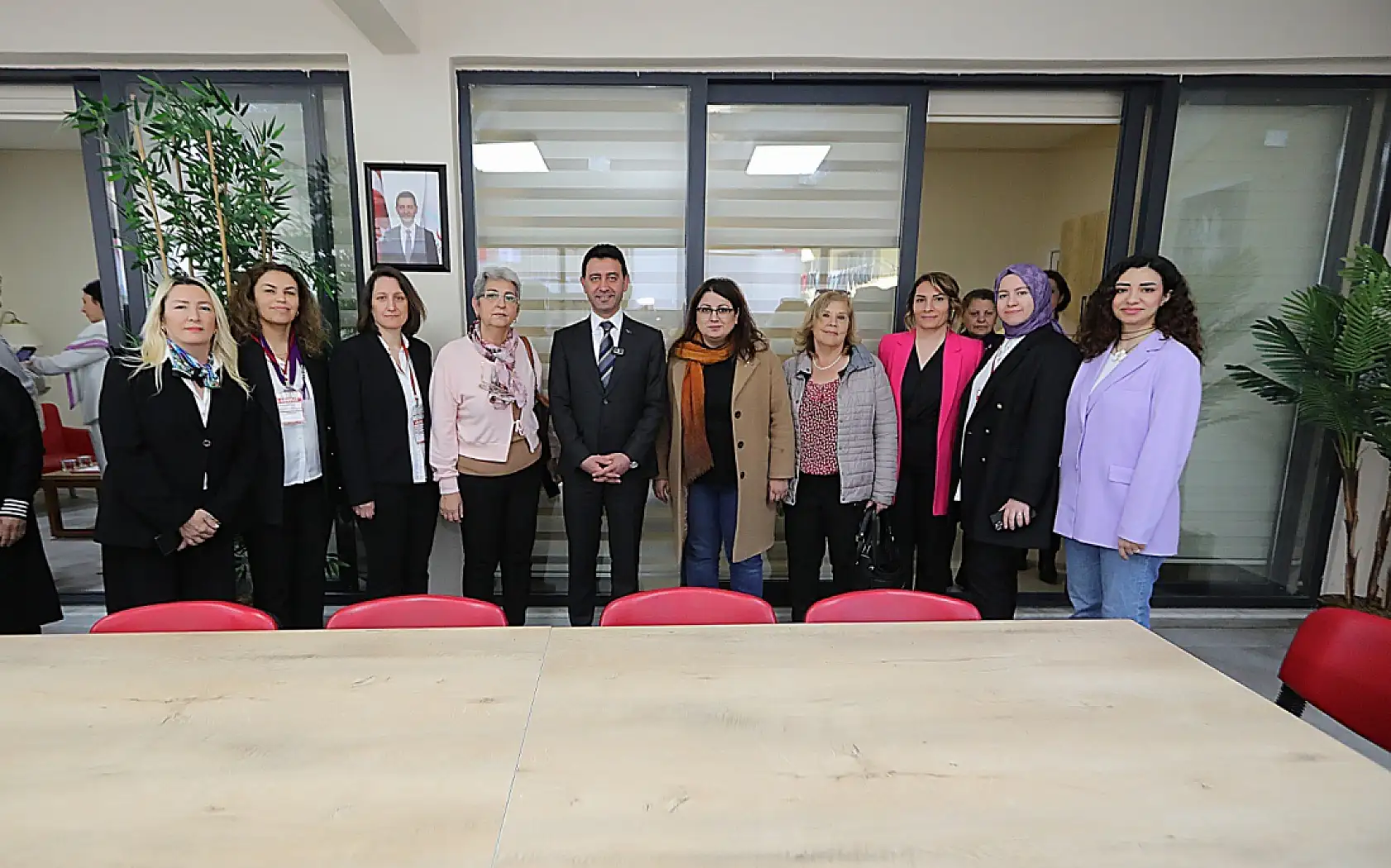 İzmir'de kadınlara özel | Ücretsiz danışma merkezi