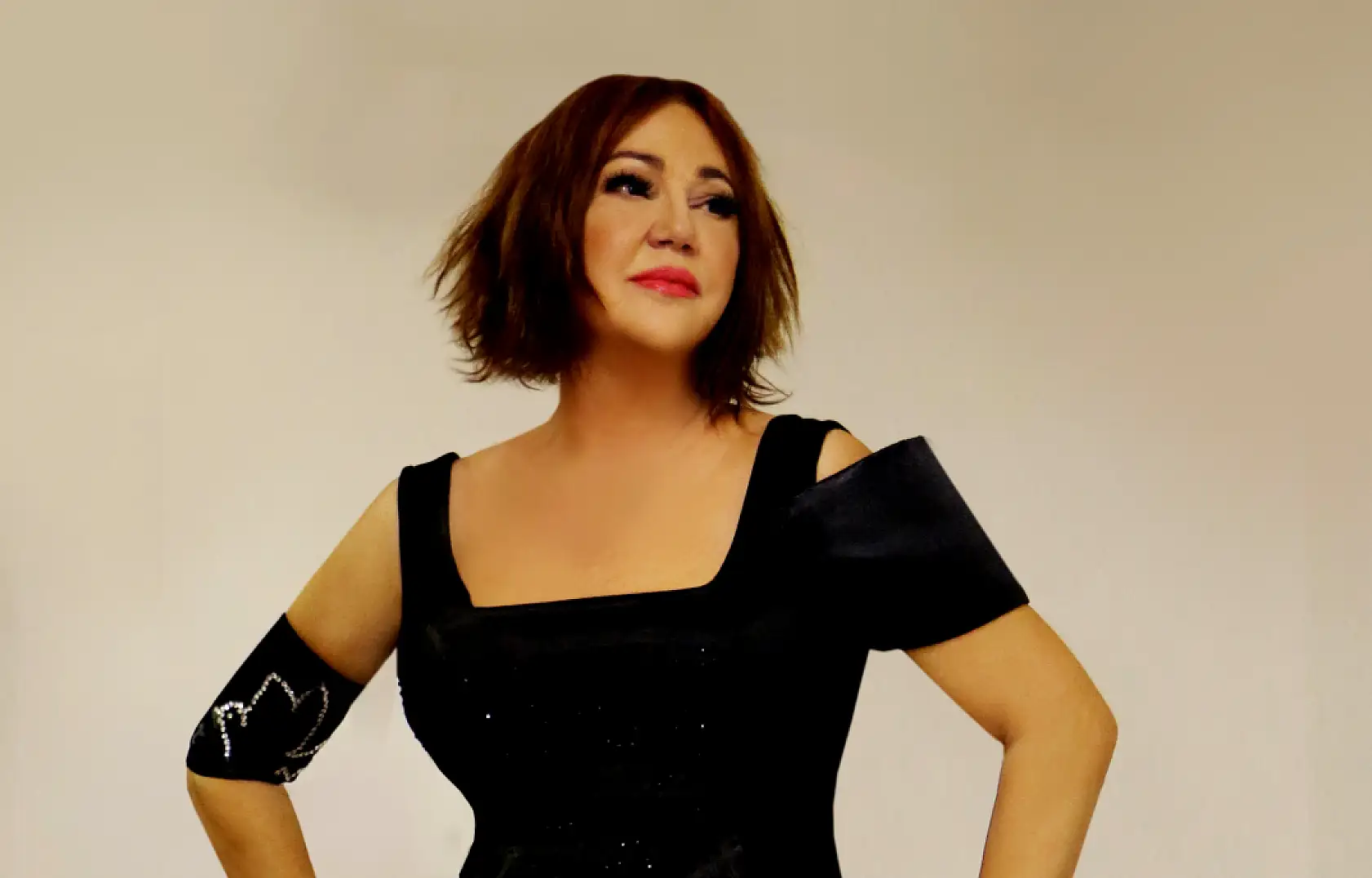 Nazan Öncel kimdir? Nazan Öncel neden hastaneye kaldırıldı?