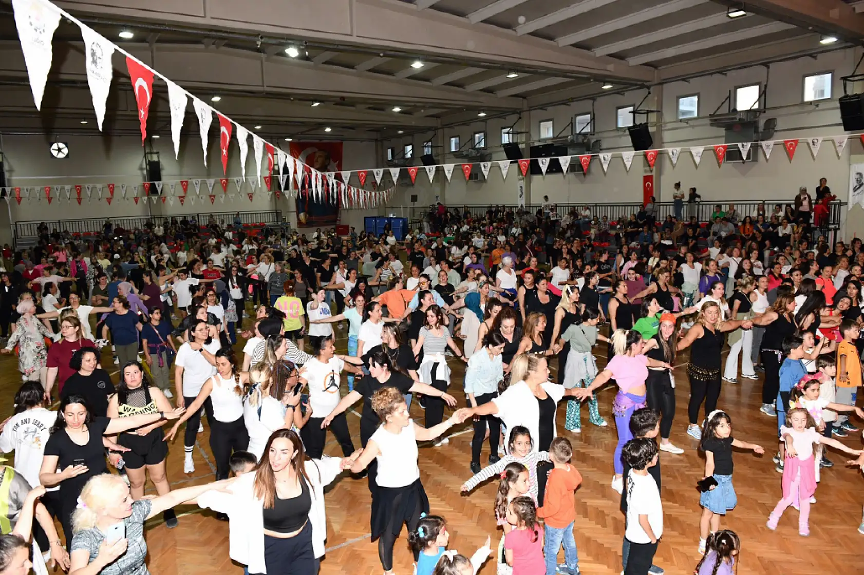 Çiğli gecenin ritmiyle zirveye ulaştı!