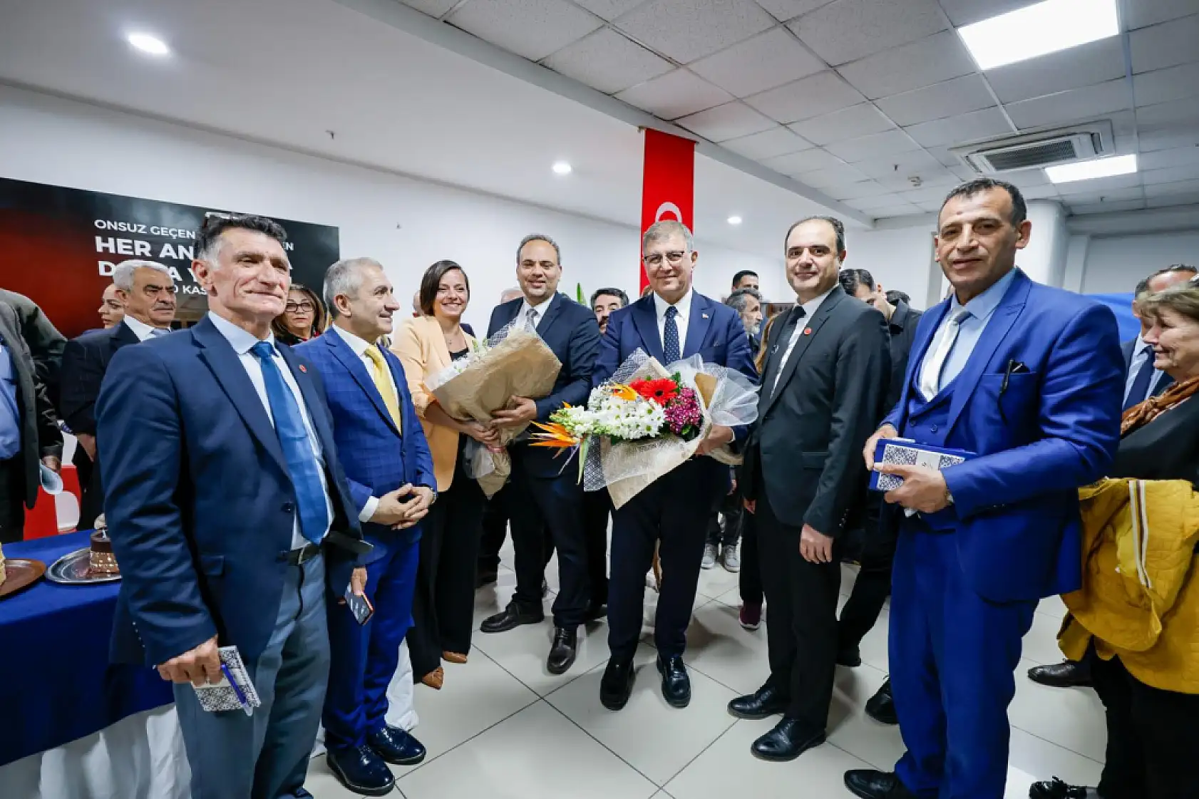 Karabağlar'da kentsel dönüşüm için kritik adım: Komisyon kuruluyor!