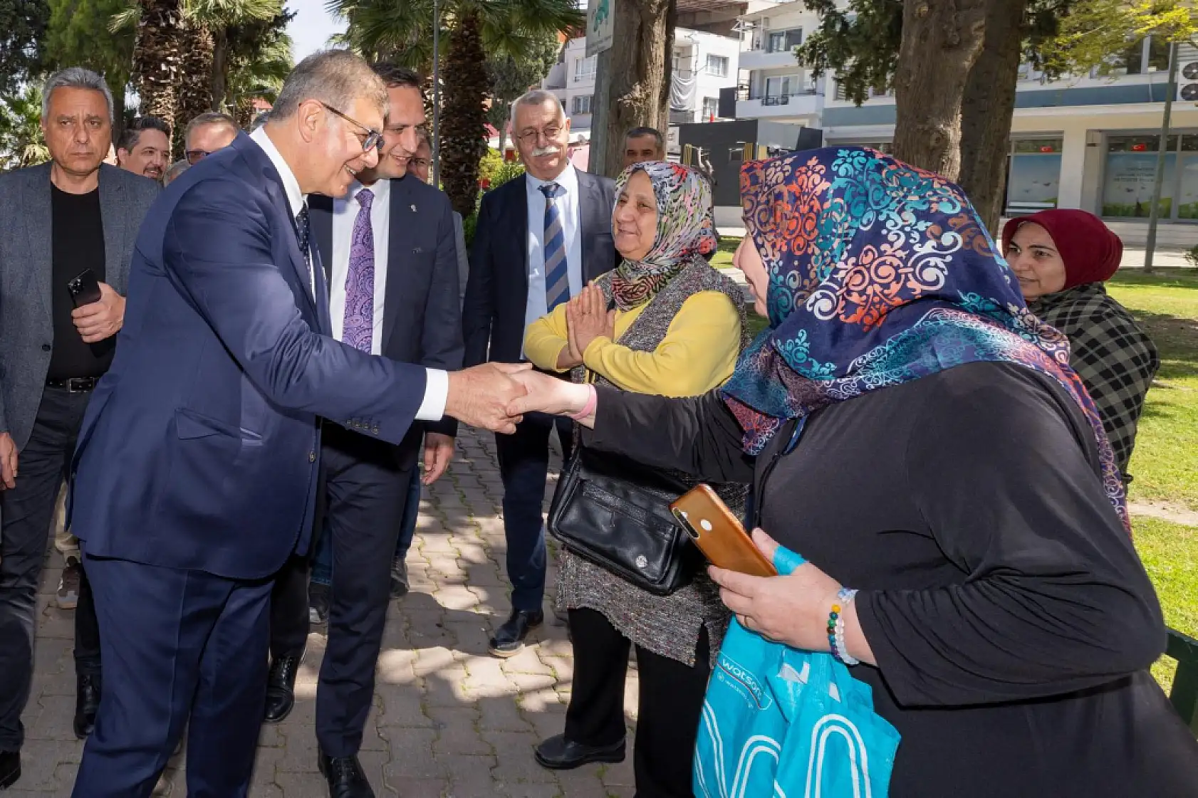 Cemil Tugay'dan başkanlara övgü