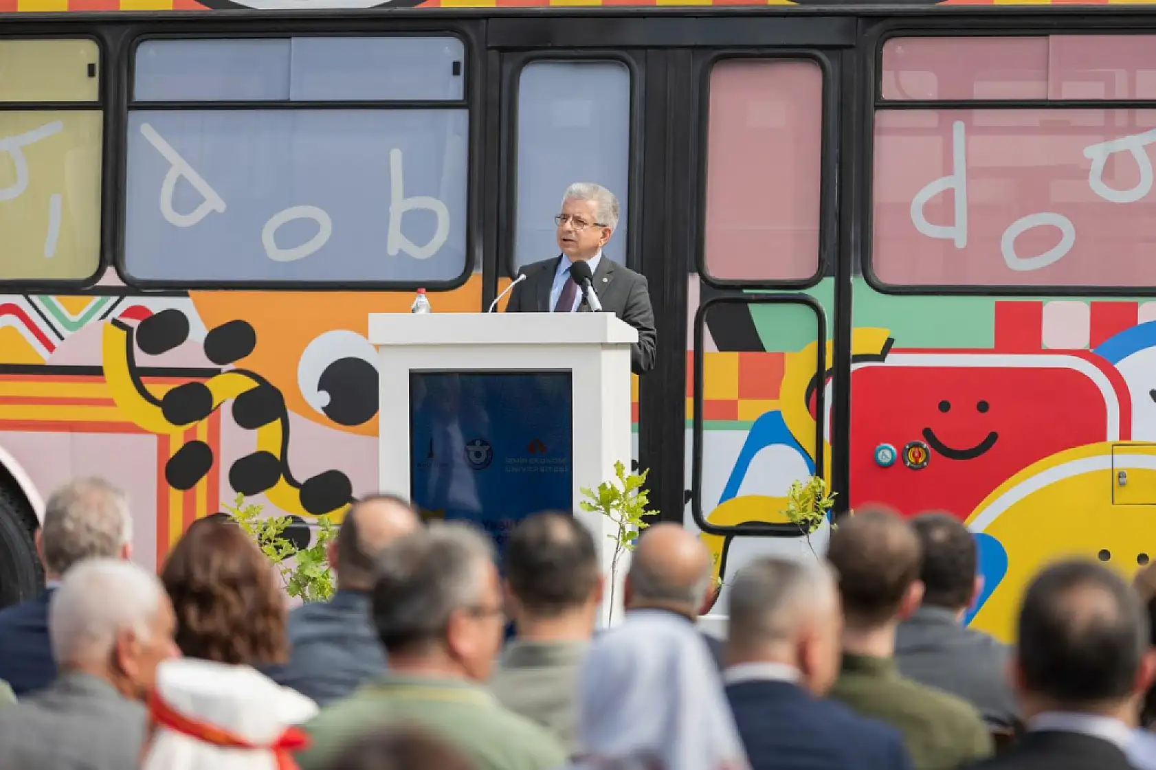 İzmir'de Dobidob Eğitim Otobüsü yola çıkıyor