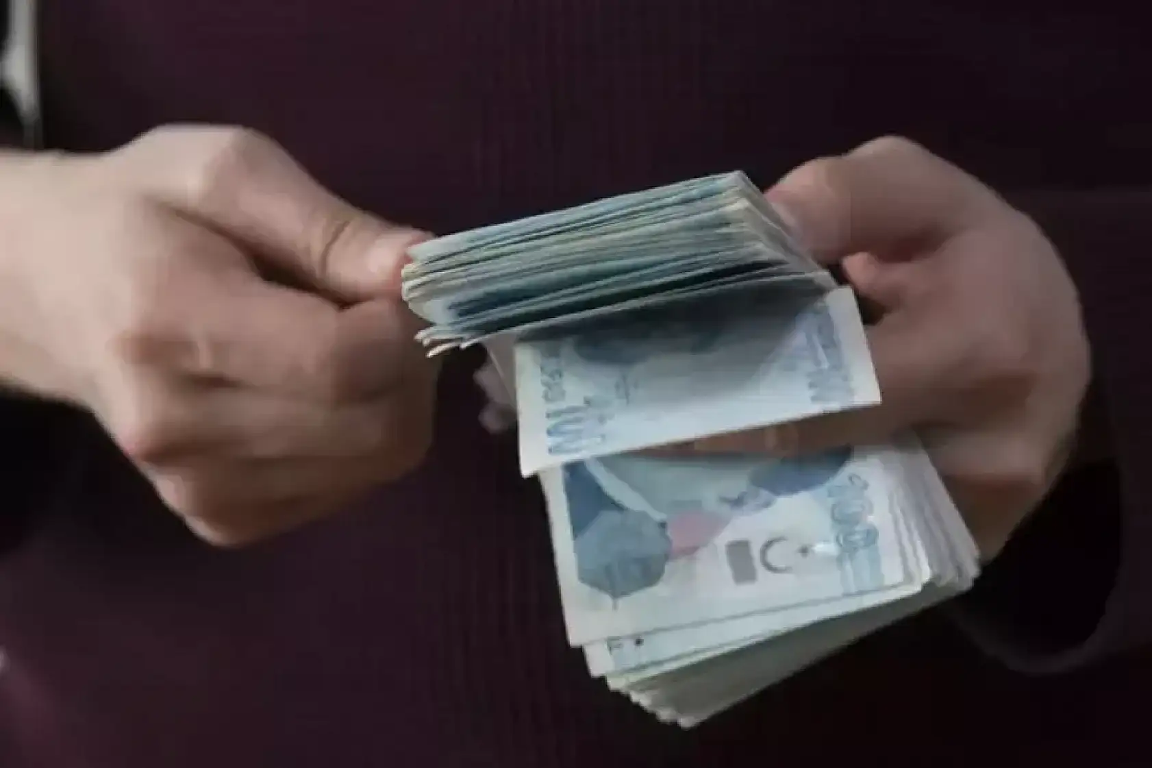 Ege'de bayram öncesi vatandaş destek ödemeleri yapılıyor, gıda kolileri dağıtılıyor: İzmir, Aydın, Muğla, Manisa, Kütahya...