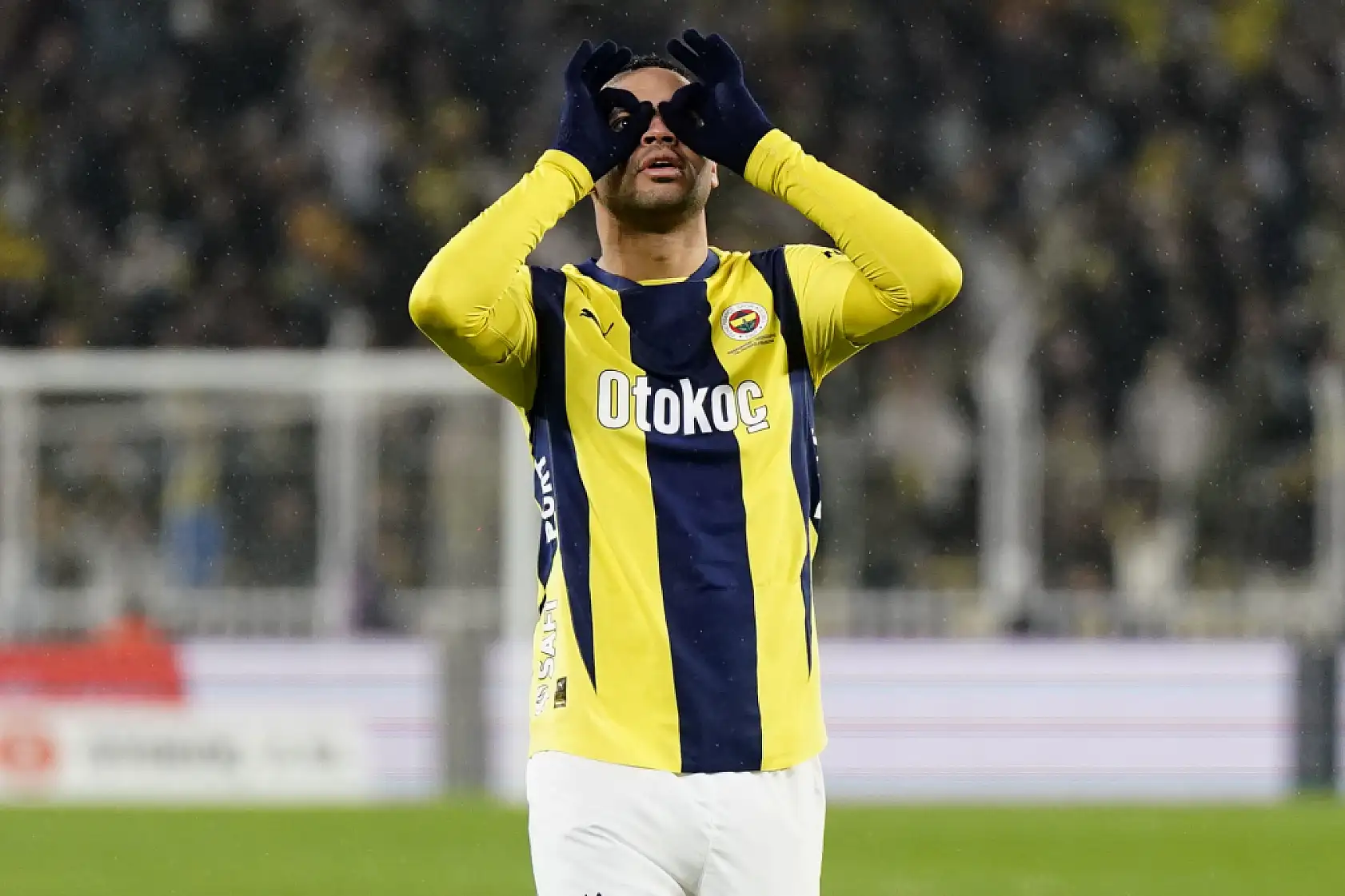 Fenerbahçe'de 7 oyuncunun sözleşmesi bitiyor!