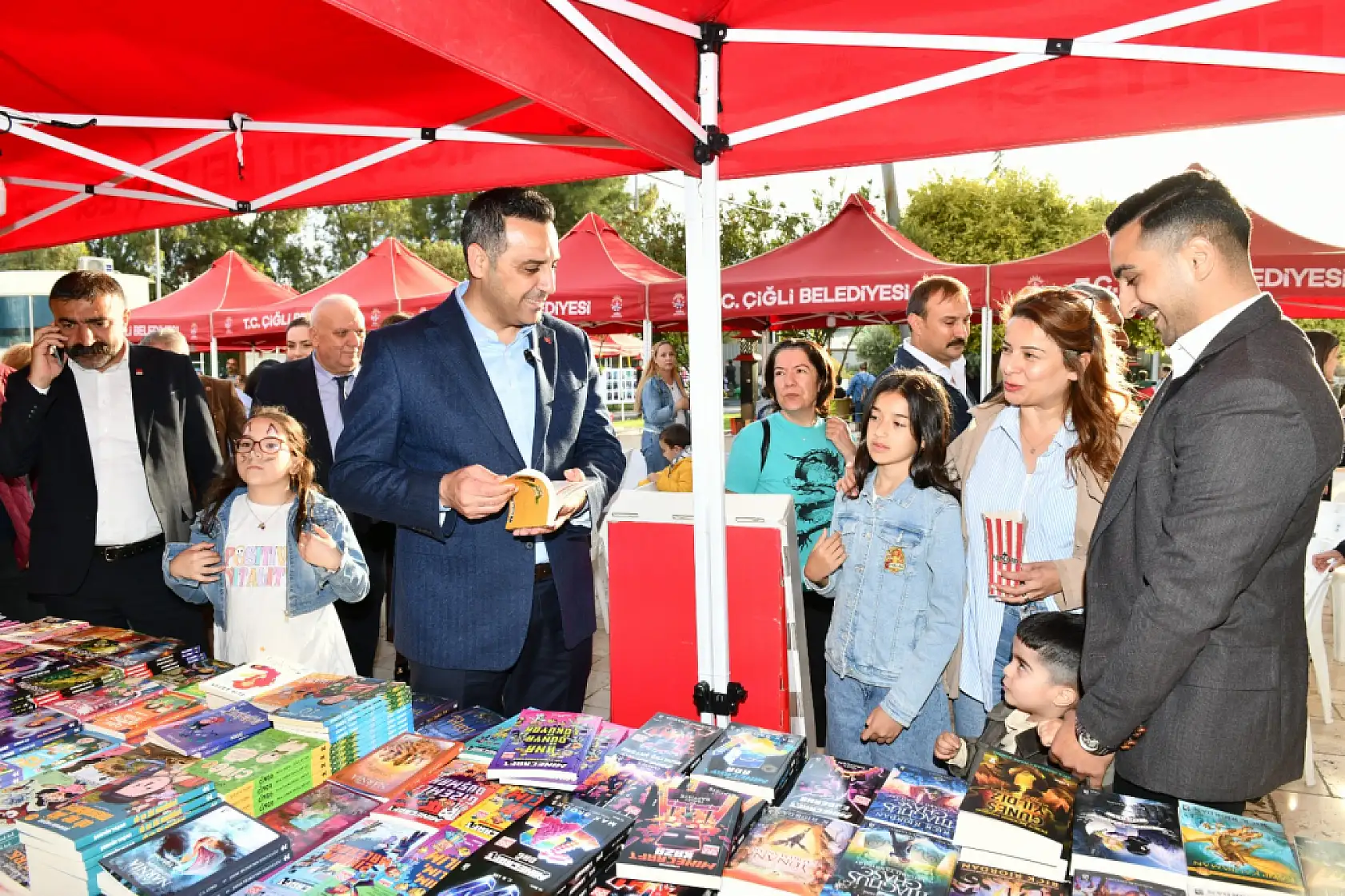 1. Çiğli Kitap Günleri renkli başladı