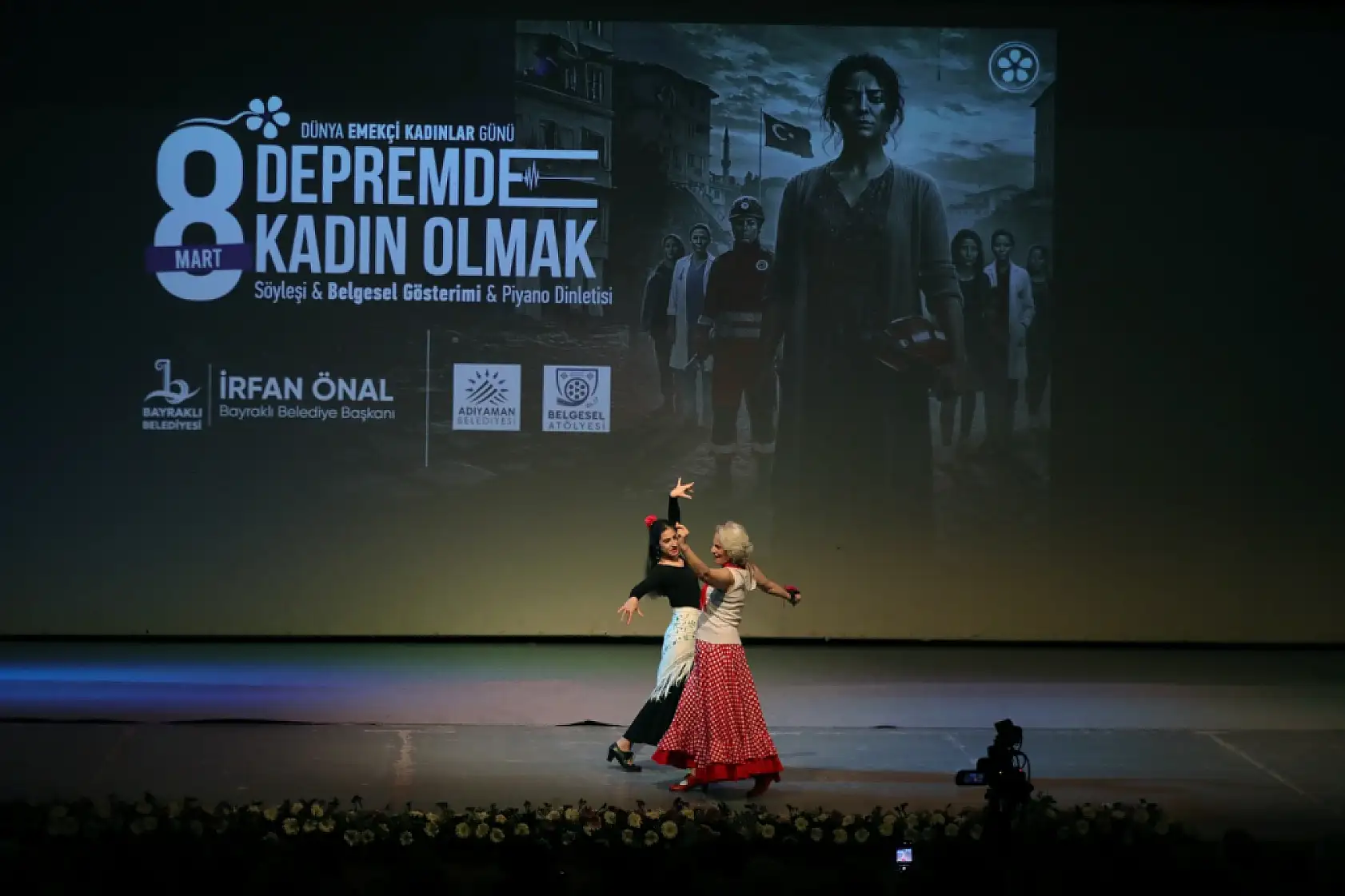 Bayraklı'dan Adıyaman'a gönül köprüsü