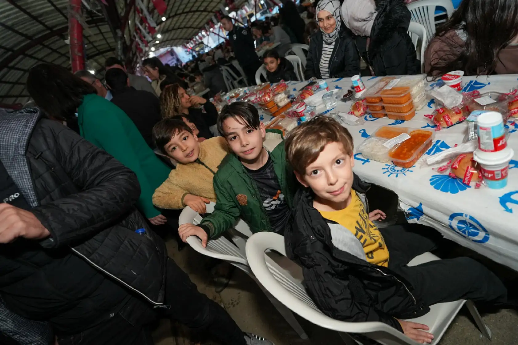 Kardeşlik bağını güçlendiren sofra
