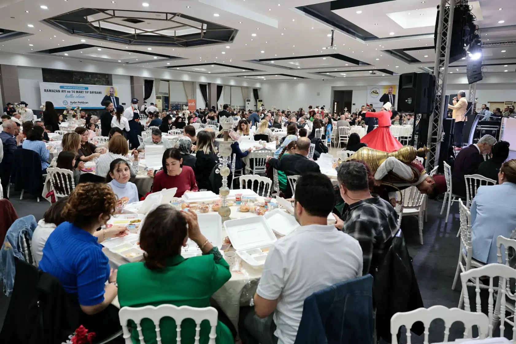 Menemen'de sağlık çalışanlarına teşekkür iftarı